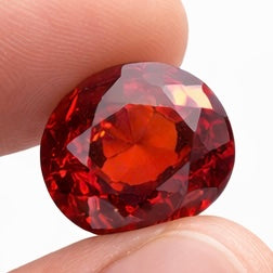 GOMED -8.63 CARATS