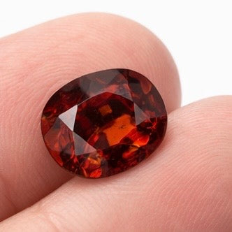 GOMED -5.72 CARATS